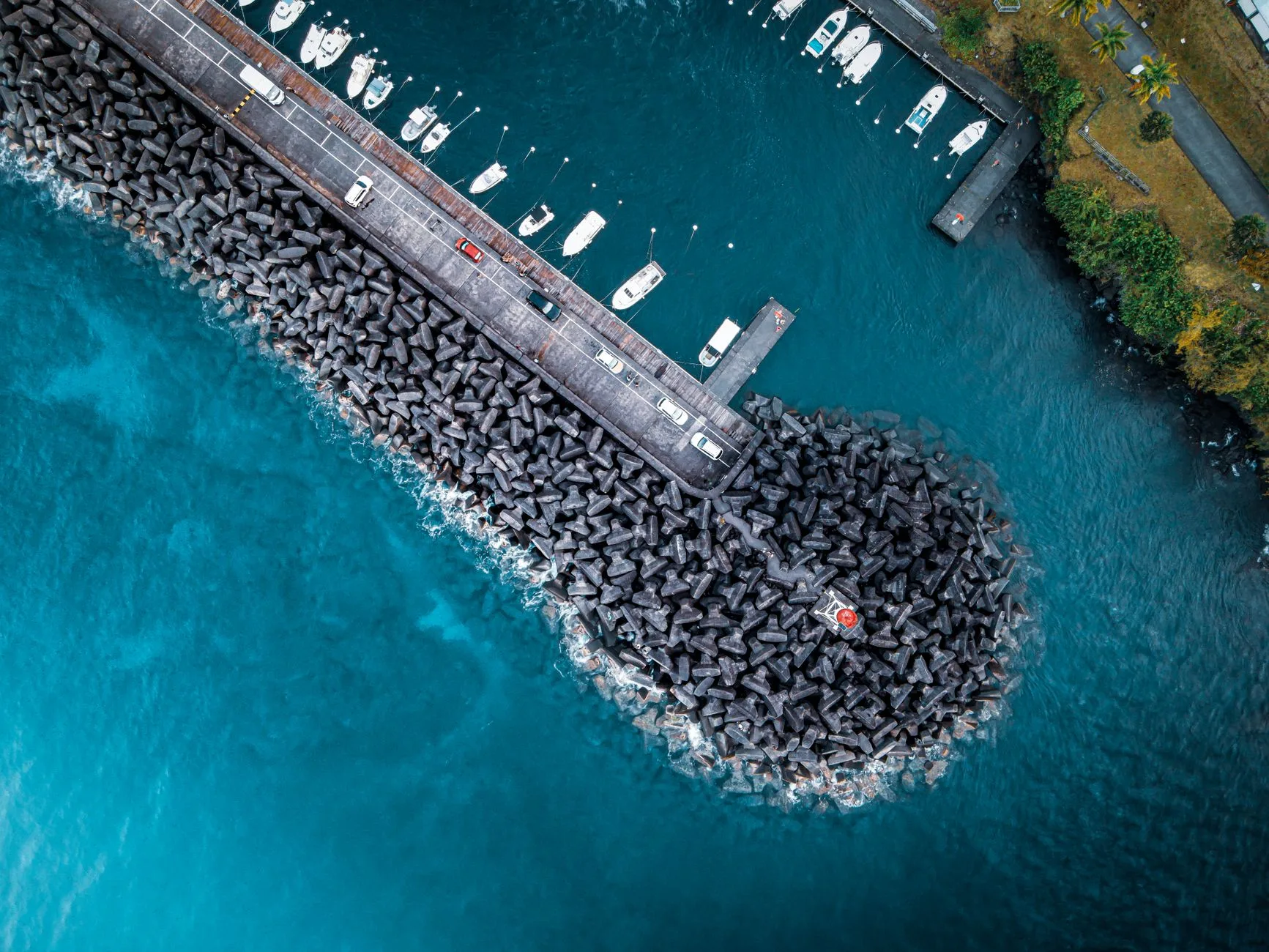 Le port de plaisance : le cœur de Saint-Gilles